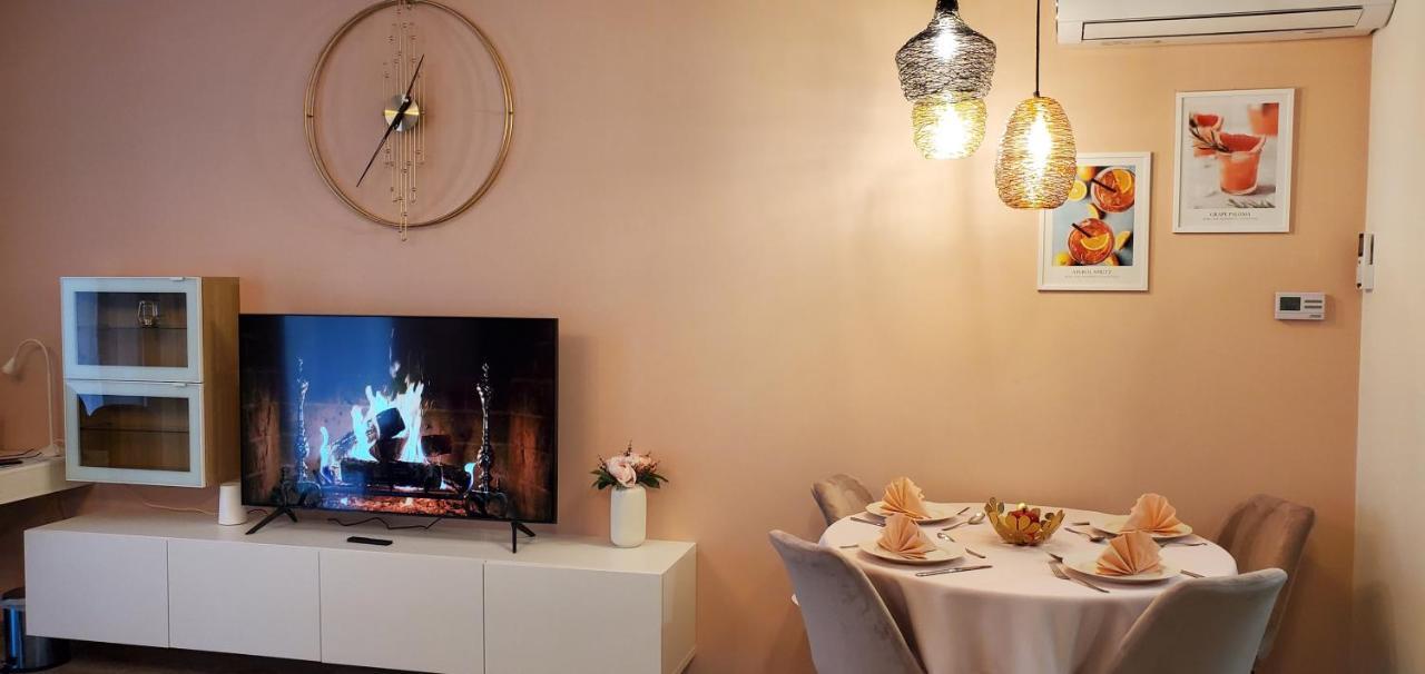 Dn Rose Apartmant Budapest Extérieur photo